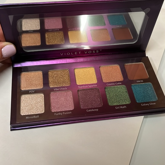 NEW! Violet Voss New in Box Disco Drip bright eyeshadow palette 10 shades - Picture 5 of 5